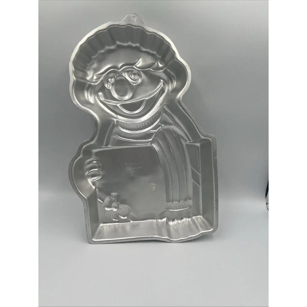 Ernie Cake Pan Wilton Muppets‎ Sesame Street 1983 Vintage Baking